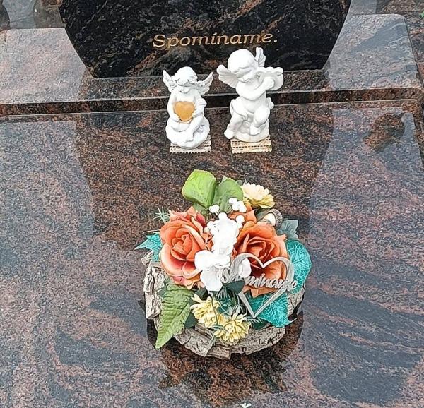 4438234851221187831942952218955375811406018721n